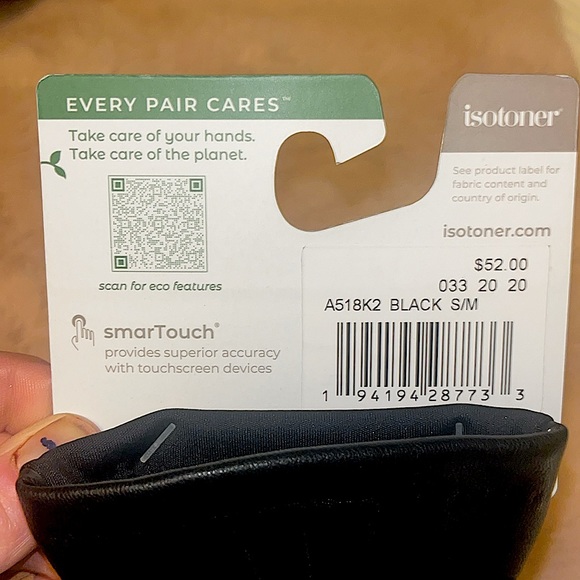 Women’s isotoner smartouch gloves NWT!! - Picture 5 of 9